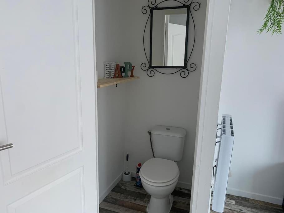 Appartement Avec Cours Gien Exterior foto